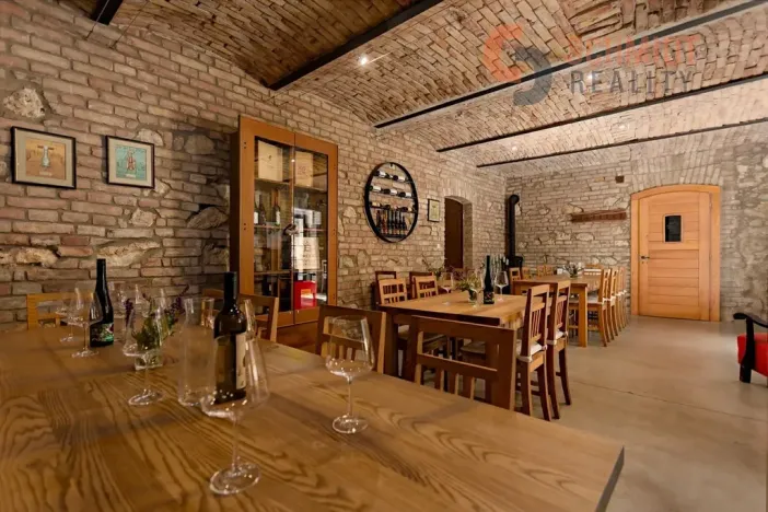 Prodej ubytování, Mikulov, Republikánské obrany, 1024 m2