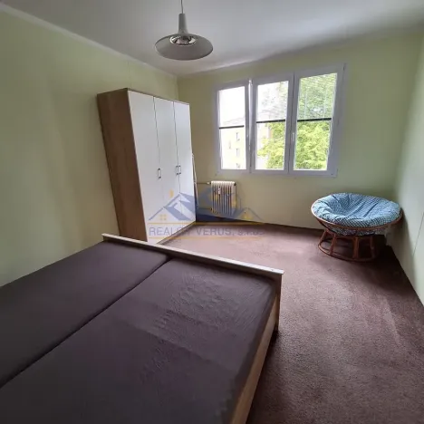 Pronájem bytu 2+kk, Klatovy, Pod Hůrkou, 37 m2