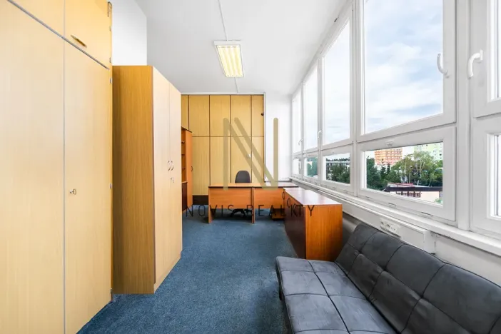 Pronájem kanceláře, Plzeň - Skvrňany, Domažlická, 16 m2