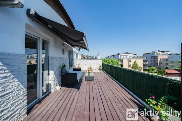 Prodej bytu 2+kk, Praha, Pastevců, 54 m2