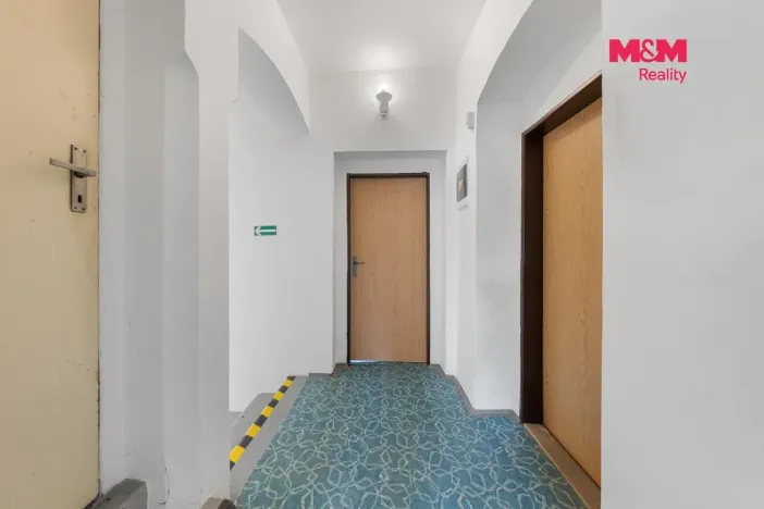 Prodej obchodního prostoru, Ústí nad Labem - Neštěmice, Veslařská, 240 m2