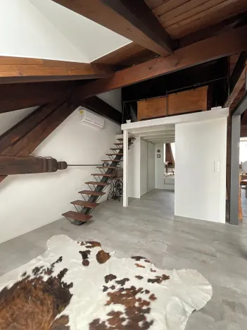 Prodej atypického bytu, Mikulov, Komenského, 164 m2