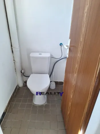 Pronájem bytu 2+1, Lubenec, Karlovarská, 58 m2