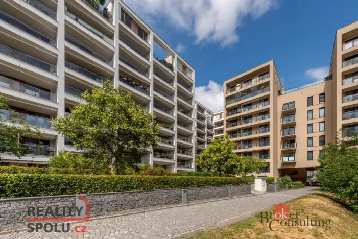 Pronájem bytu 3+kk, Praha - Karlín, Za Karlínským přístavem, 89 m2