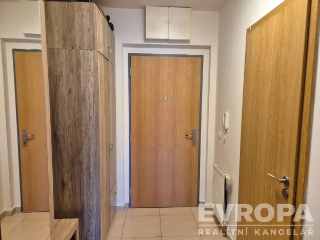Prodej bytu 1+kk, Praha - Řeporyje, Kakosova, 36 m2