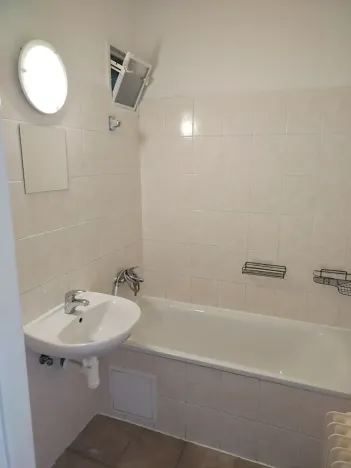 Pronájem bytu 3+1, Pardubice, Sladkovského, 82 m2