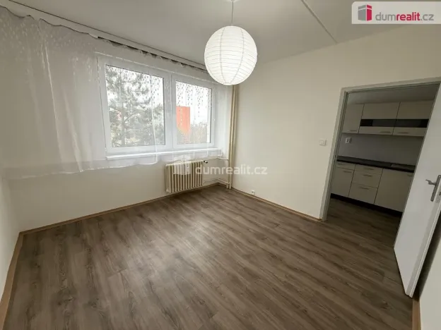 Pronájem bytu 2+1, Plzeň - Skvrňany, Macháčkova, 58 m2