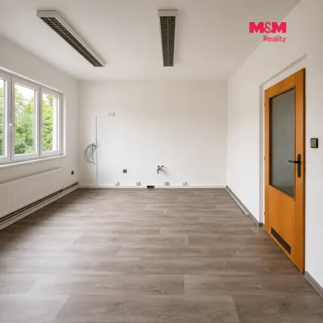 Pronájem kanceláře, Moravany - Platěnice, 138 m2