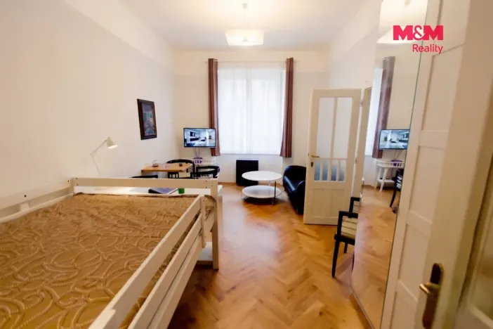 Pronájem bytu 2+kk, Praha - Smíchov, Na Březince, 46 m2