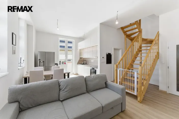 Prodej bytu 4+kk, Hradec Králové - Pražské Předměstí, U Koruny, 110 m2