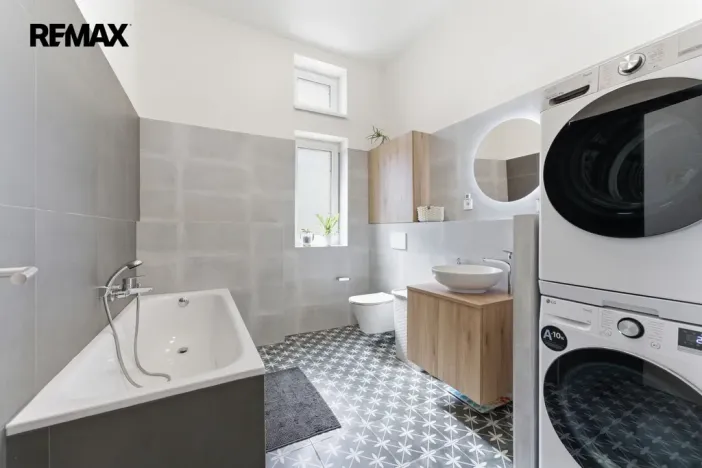 Prodej bytu 4+kk, Hradec Králové - Pražské Předměstí, U Koruny, 110 m2
