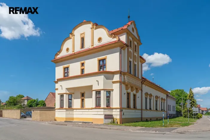 Prodej bytu 4+kk, Hradec Králové - Pražské Předměstí, U Koruny, 110 m2