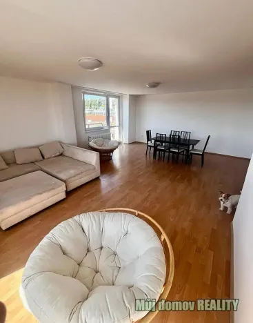 Pronájem bytu 3+1, Praha - Bubeneč, Jednořadá, 90 m2