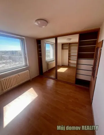 Pronájem bytu 3+1, Praha - Bubeneč, Jednořadá, 90 m2