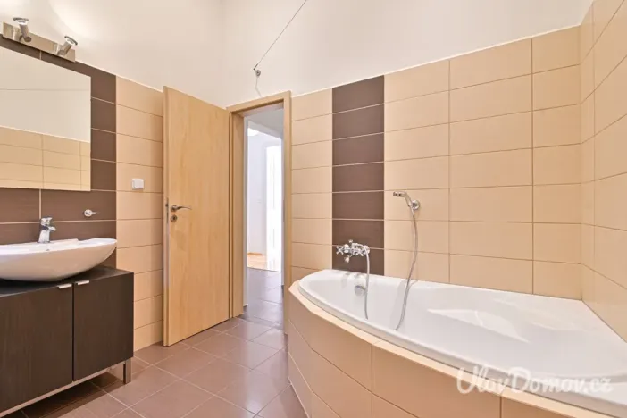 Pronájem bytu 2+1, Brno, Úvoz, 72 m2