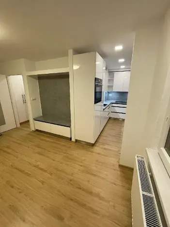 Pronájem bytu 2+kk, Pardubice, Gagarinova, 44 m2
