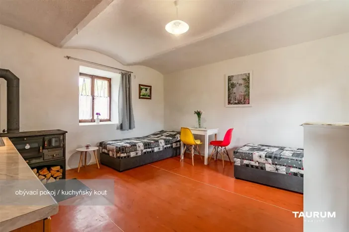 Prodej rodinného domu, Kolinec - Vlčkovice, 42 m2