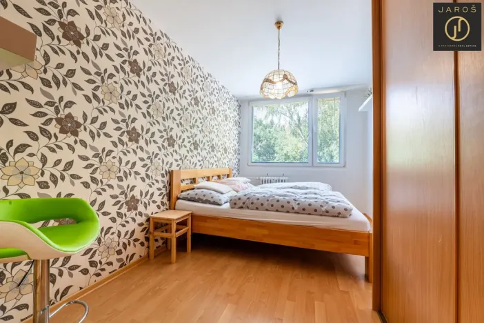 Prodej bytu 3+1, Praha - Kobylisy, Jelínkova, 61 m2