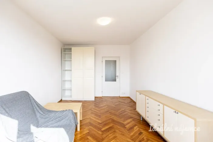 Pronájem bytu 2+1, Praha - Vršovice, Kubánské náměstí, 58 m2