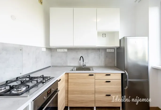 Pronájem bytu 2+1, Praha - Vršovice, Kubánské náměstí, 58 m2