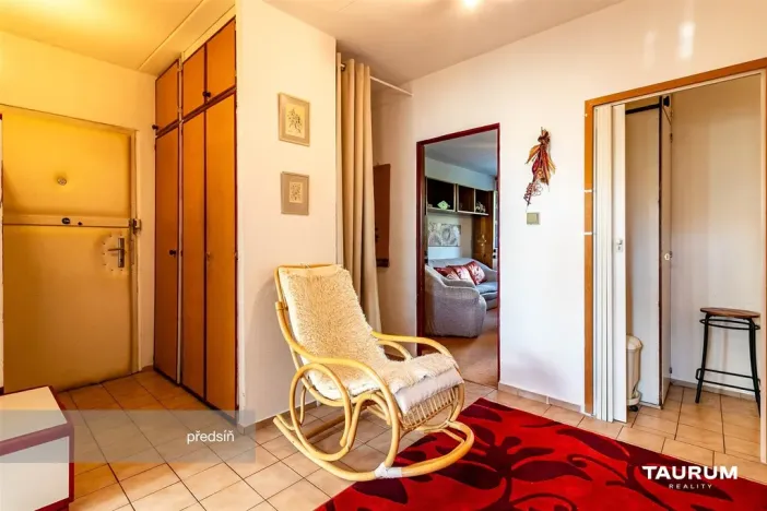 Prodej bytu 4+1, Praha - Řepy, Vondroušova, 84 m2