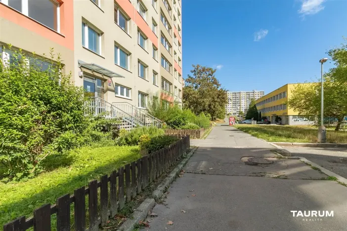 Prodej bytu 4+1, Praha - Řepy, Vondroušova, 84 m2