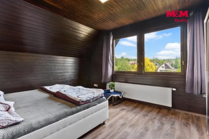 Prodej rodinného domu, Klokočí, 240 m2