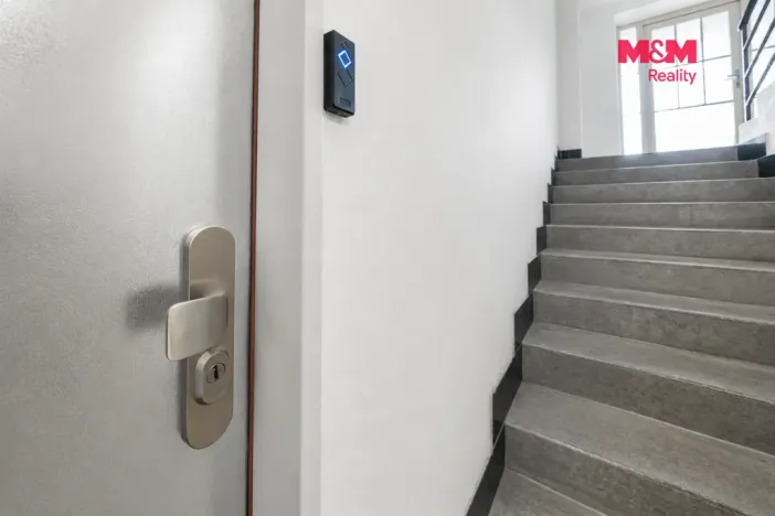 Prodej obchodního prostoru, Praha - Žižkov, Biskupcova, 54 m2