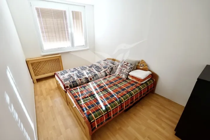 Prodej bytu 2+kk, Praha - Petrovice, Kurčatovova, 43 m2