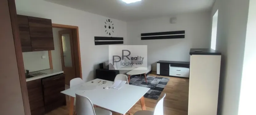 Pronájem bytu 2+kk, Znojmo, Pražská, 43 m2