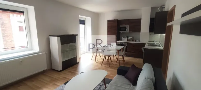 Pronájem bytu 2+kk, Znojmo, Pražská, 43 m2