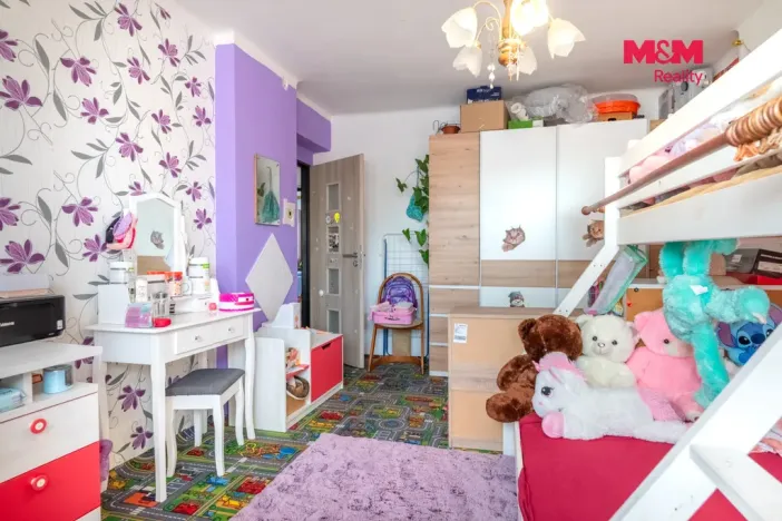 Prodej bytu 4+1, Radomyšl - Láz, 91 m2