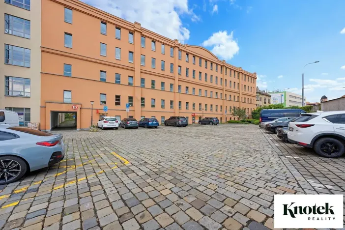 Prodej bytu 1+kk, Brno, Zábrdovická, 42 m2