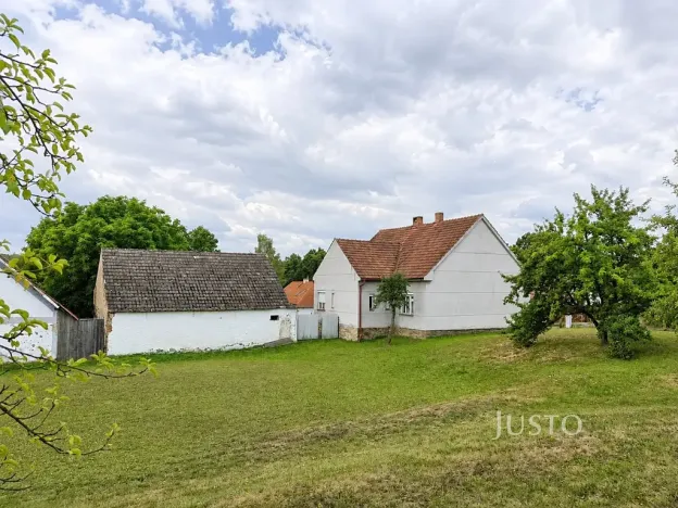 Prodej rodinného domu, Bernartice, 514 m2