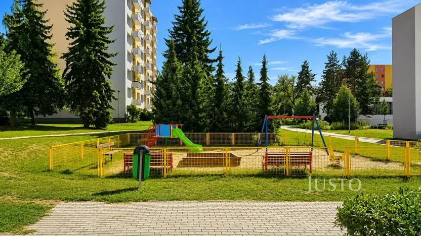 Prodej bytu 3+1, Písek, třída Přátelství, 61 m2