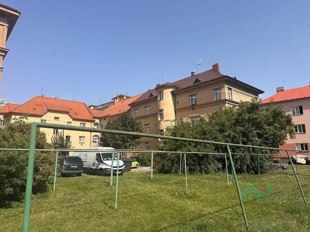 Prodej bytu 2+kk, Chrudim, Víta Nejedlého, 39 m2
