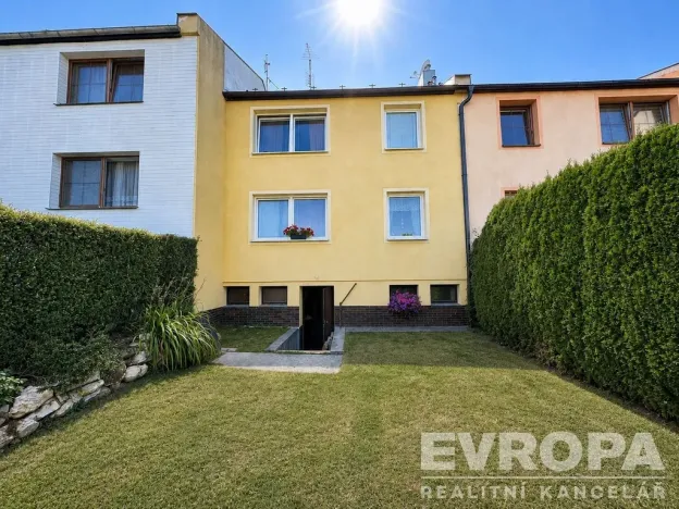 Prodej rodinného domu, Chodová Planá, Sadová, 167 m2