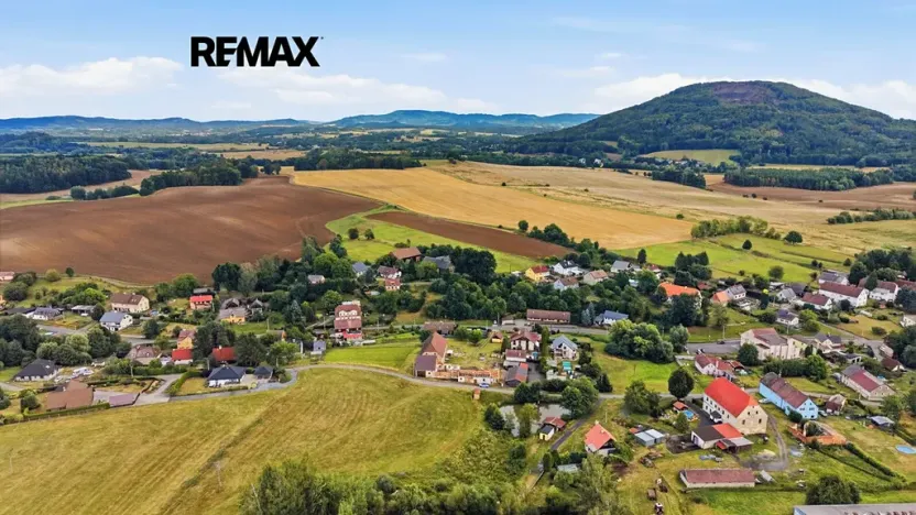 Prodej pozemku pro bydlení, Brniště, 1477 m2