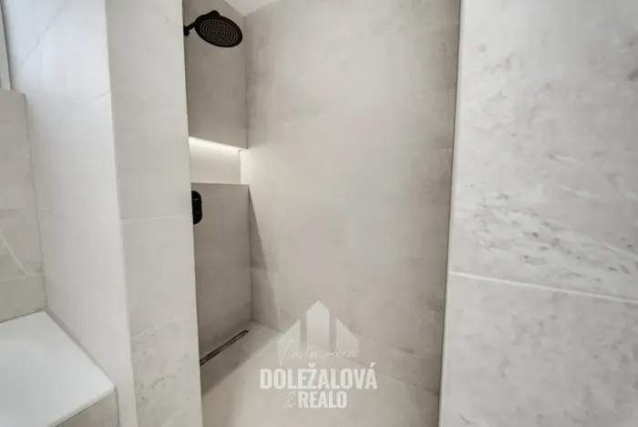 Prodej rodinného domu, Smrčná, 195 m2