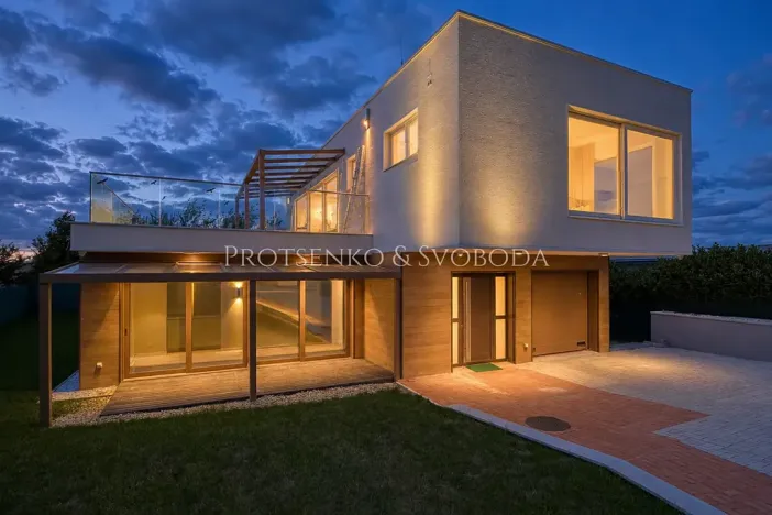 Prodej rodinného domu, Vysoký Újezd, U Rybníčka, 342 m2