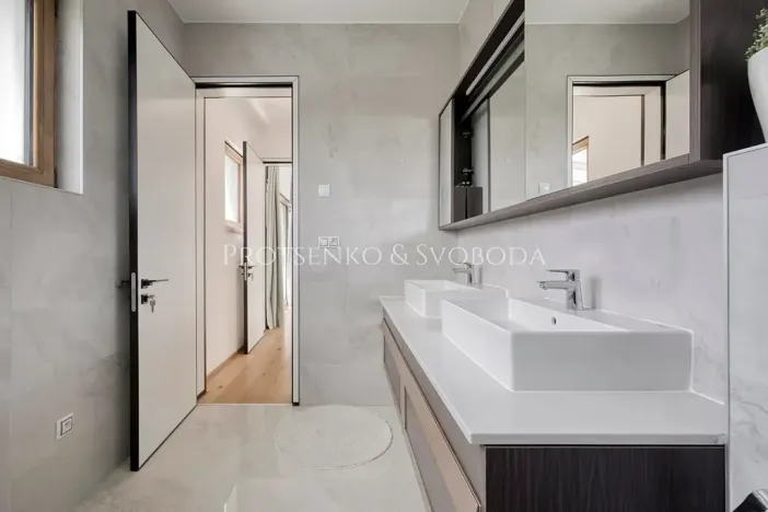 Prodej rodinného domu, Vysoký Újezd, U Rybníčka, 342 m2