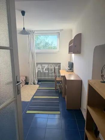 Prodej bytu 2+kk, Praha - Bubeneč, Lotyšská, 38 m2