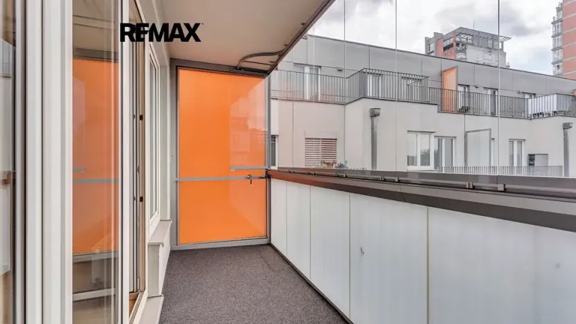 Prodej bytu 2+kk, Praha - Strašnice, Názovská, 60 m2