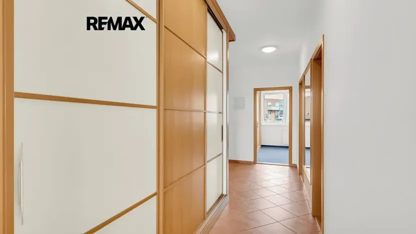Prodej bytu 2+kk, Praha - Strašnice, Názovská, 60 m2