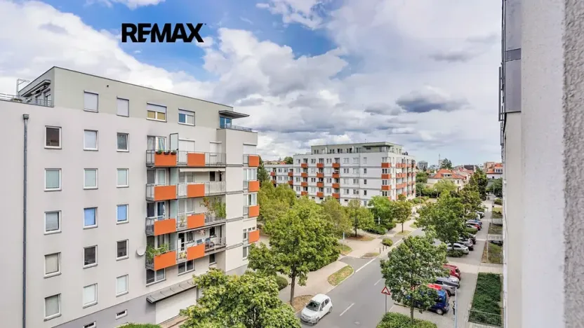 Prodej bytu 2+kk, Praha - Strašnice, Názovská, 60 m2
