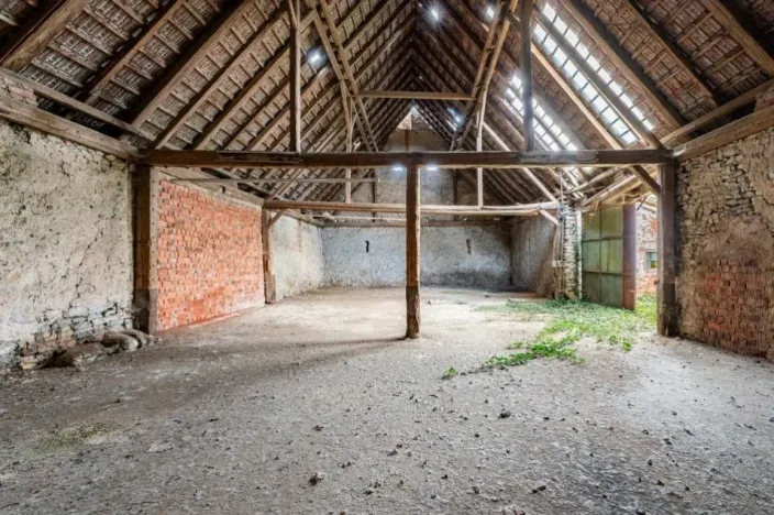 Prodej komerční nemovitosti, Vysoký Újezd - Kuchař, 3061 m2