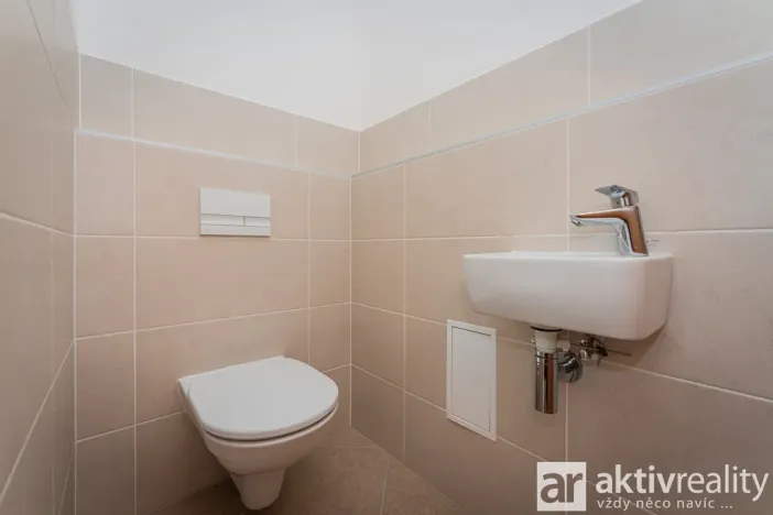 Pronájem bytu 4+kk, Praha - Ruzyně, Stočesova, 106 m2