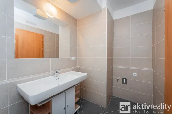 Pronájem bytu 4+kk, Praha - Ruzyně, Stočesova, 106 m2