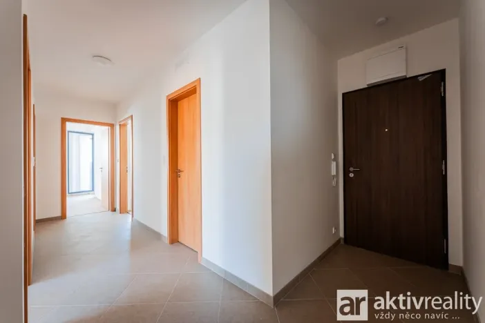 Pronájem bytu 4+kk, Praha - Ruzyně, Stočesova, 106 m2