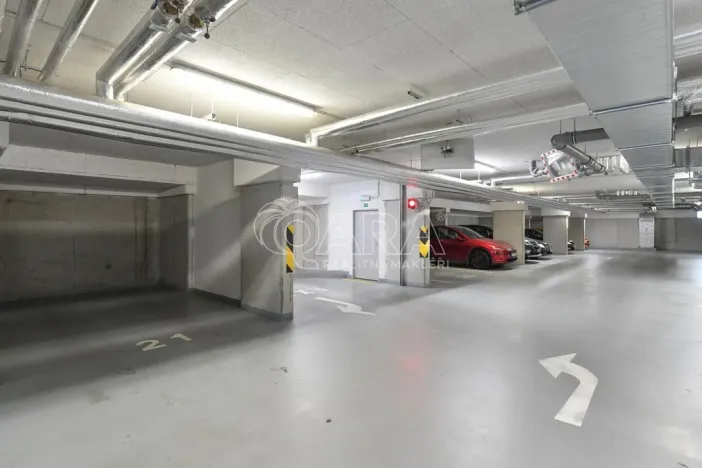 Pronájem bytu 1+kk, Praha - Čakovice, Tryskovická, 33 m2